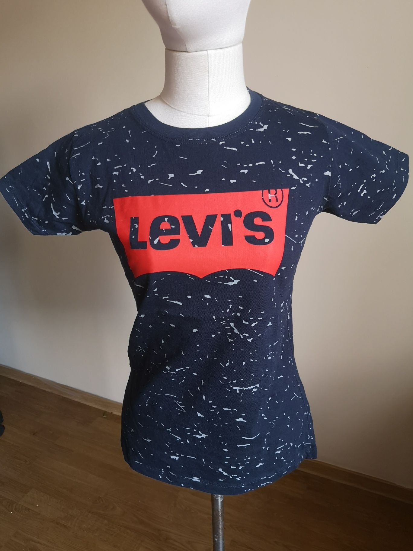 Levis koszulka dziecieca z nadrukiem granatowa h 134 140 zara