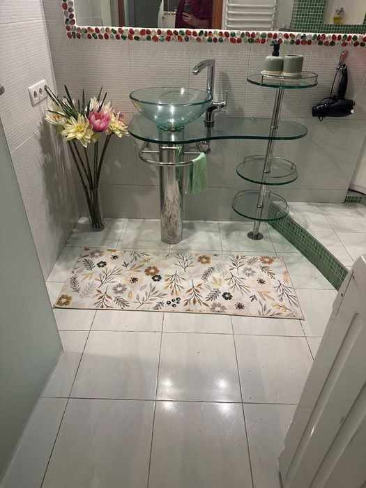 Здам подобово 3х - кімнатну квартиру на Оболоні біля метро