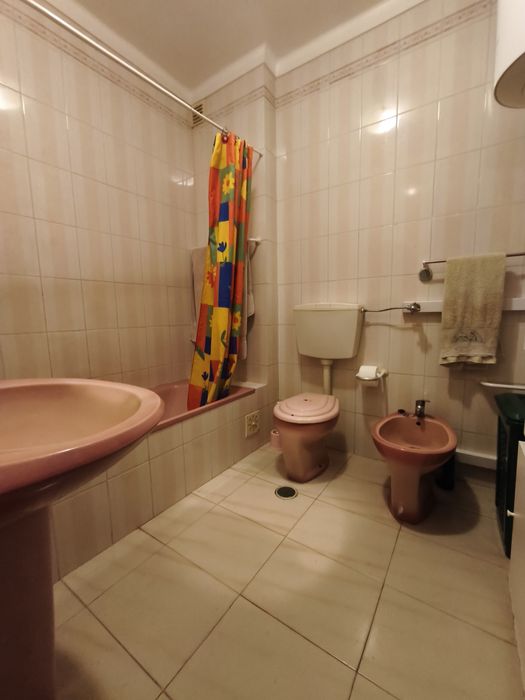 Arrendamento quarto mobilado