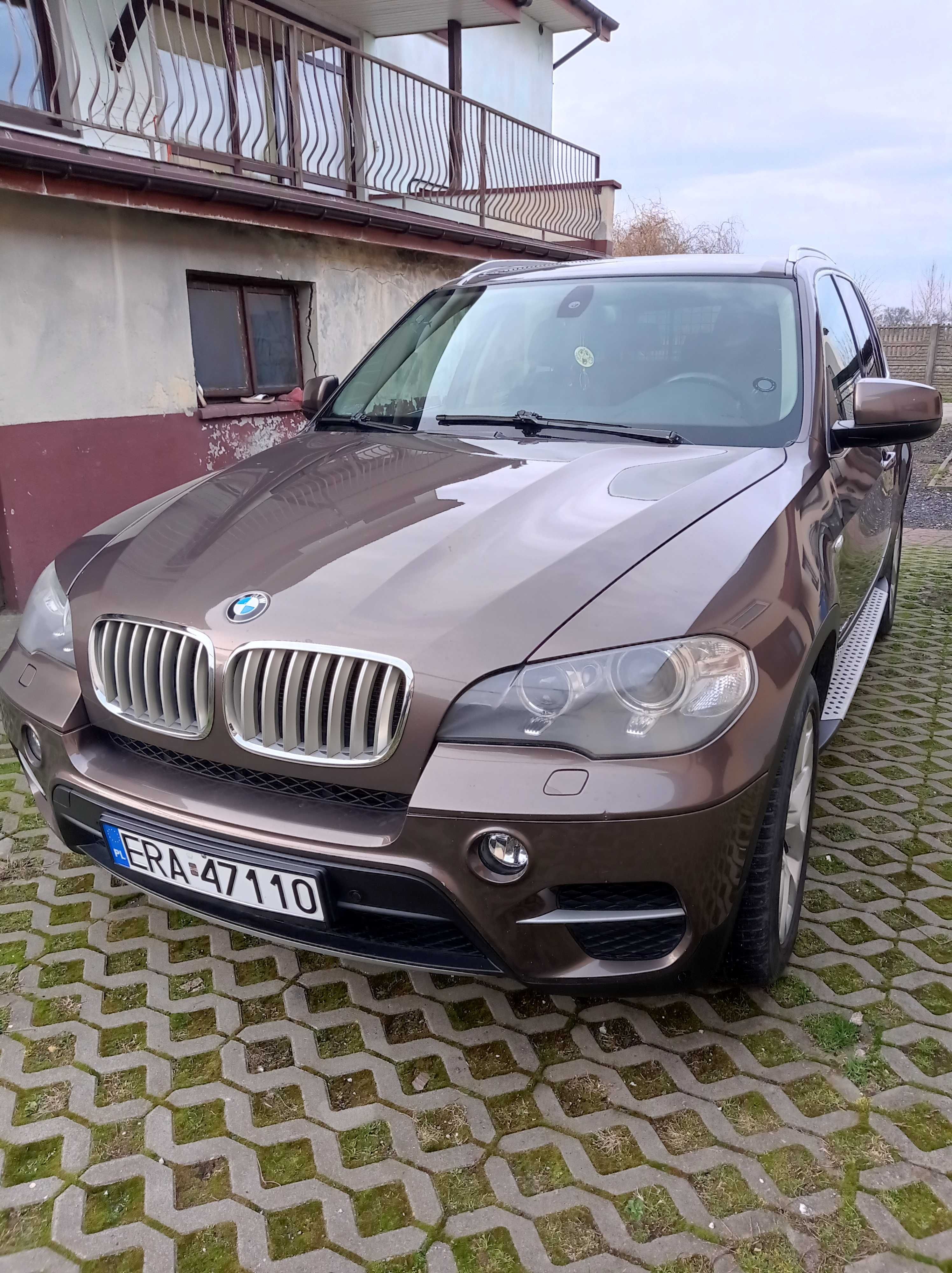 /bmw-x5-xdrive40d- plus opony ,,lato nowe,,