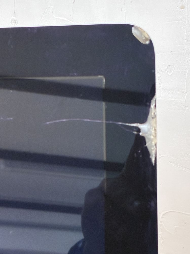 Imac 21,5 2013 ecrã lascado