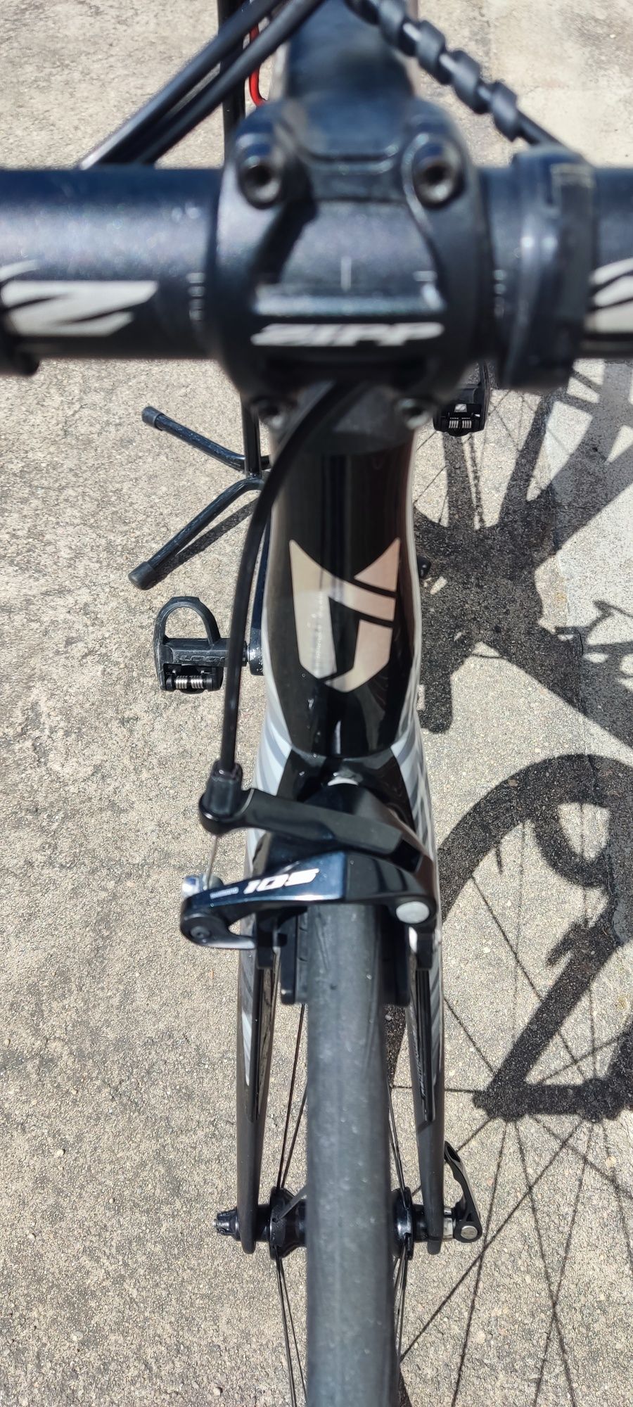 Bicicleta de estrada Coluer Code aero 105