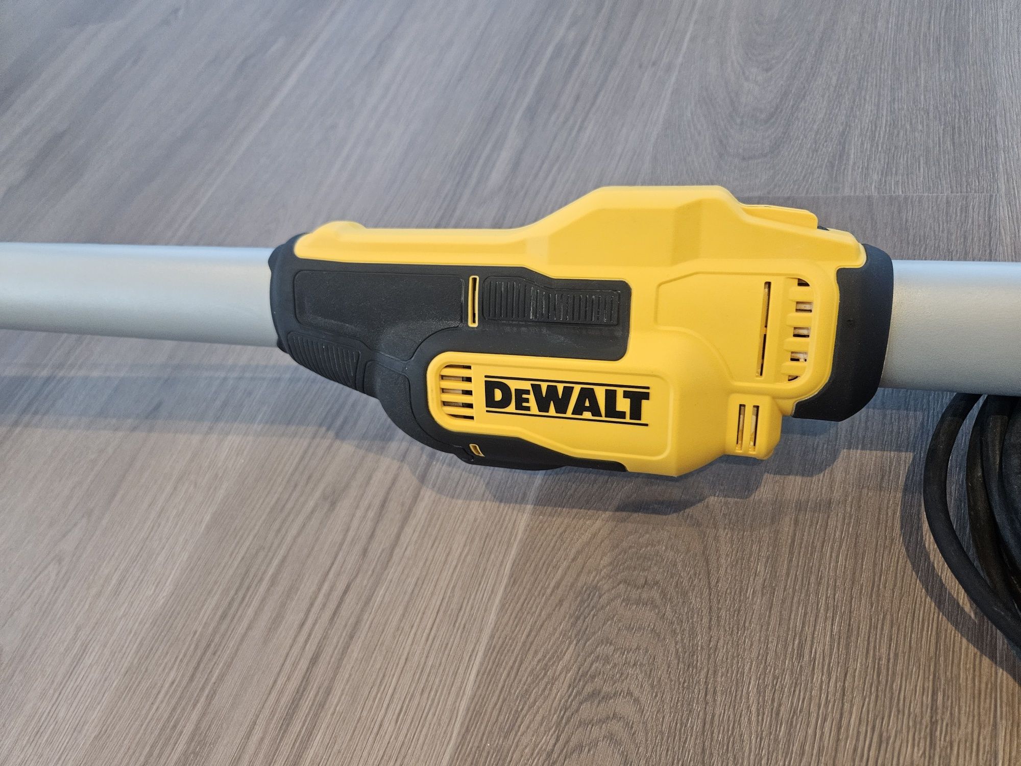 Szlifierka ŻYRAFA DeWALT DWE7800