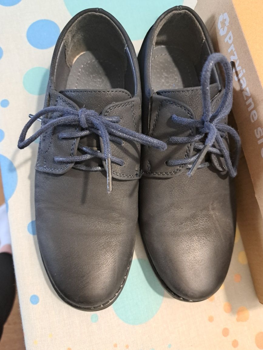 Buty Wojtyłko rozm 33