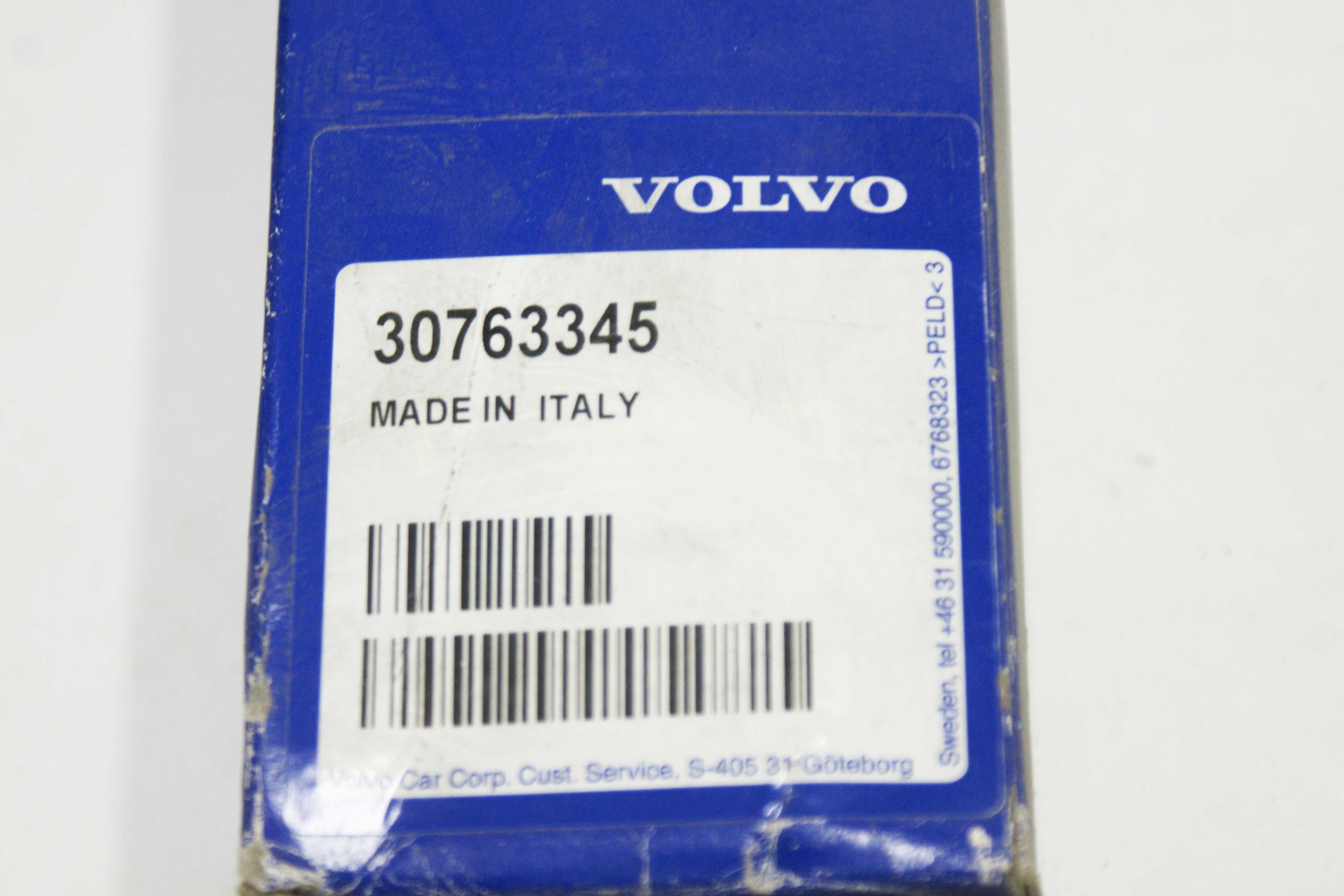 Odblask lewy tylnego zderzaka OE VOLVO S40 V50 NOWY oryginalny