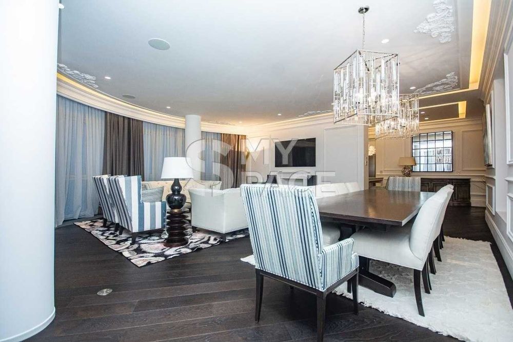 VIP Ремонт, вул. Мазепи 11-Б, вид на Дніпро