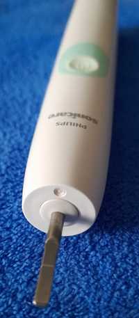 Электрическая зубная щётка Philips Sonicare HX 680 А.