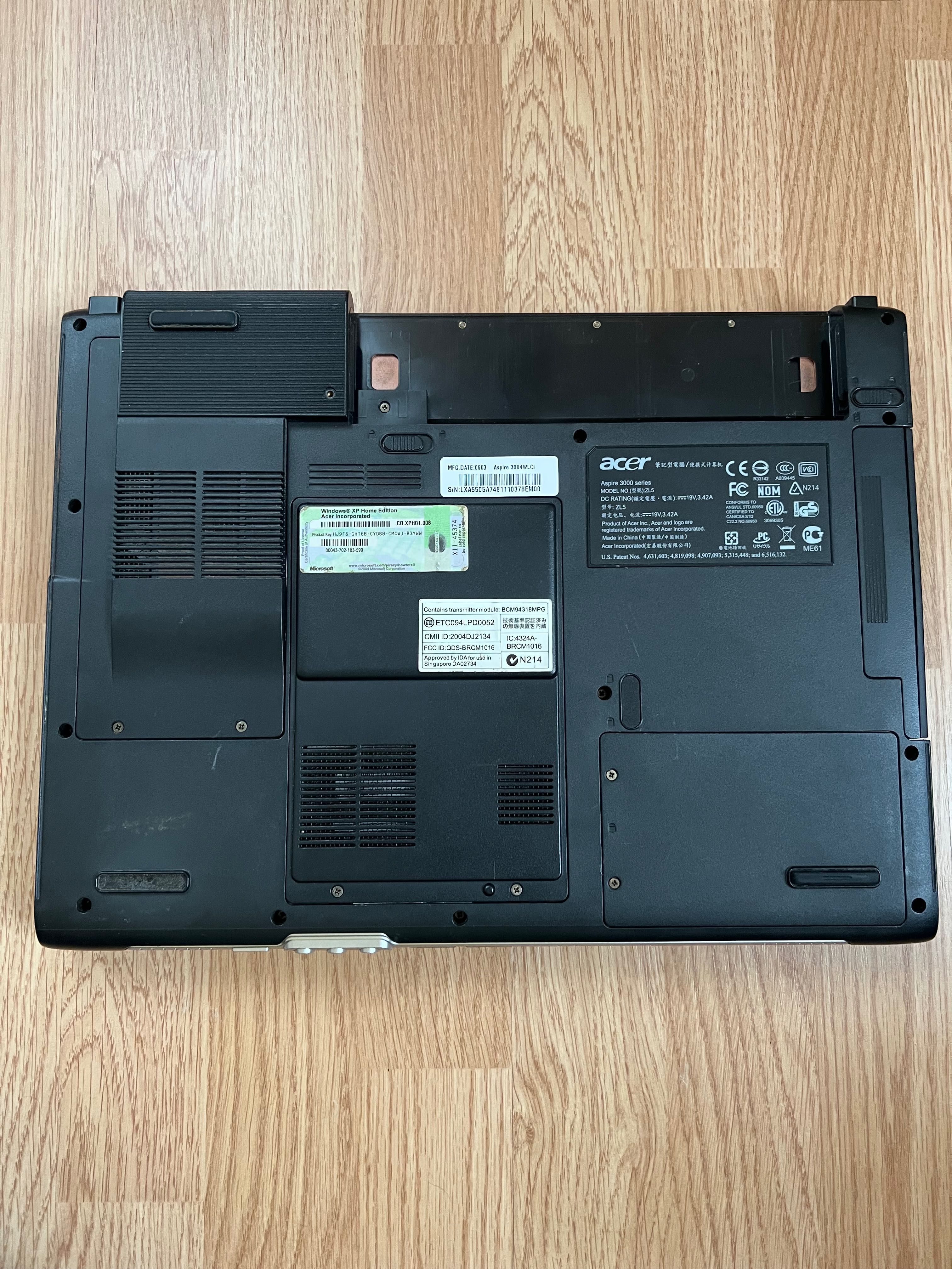 Ноутбук acer 3000 2490 5610 робочий 15.4”