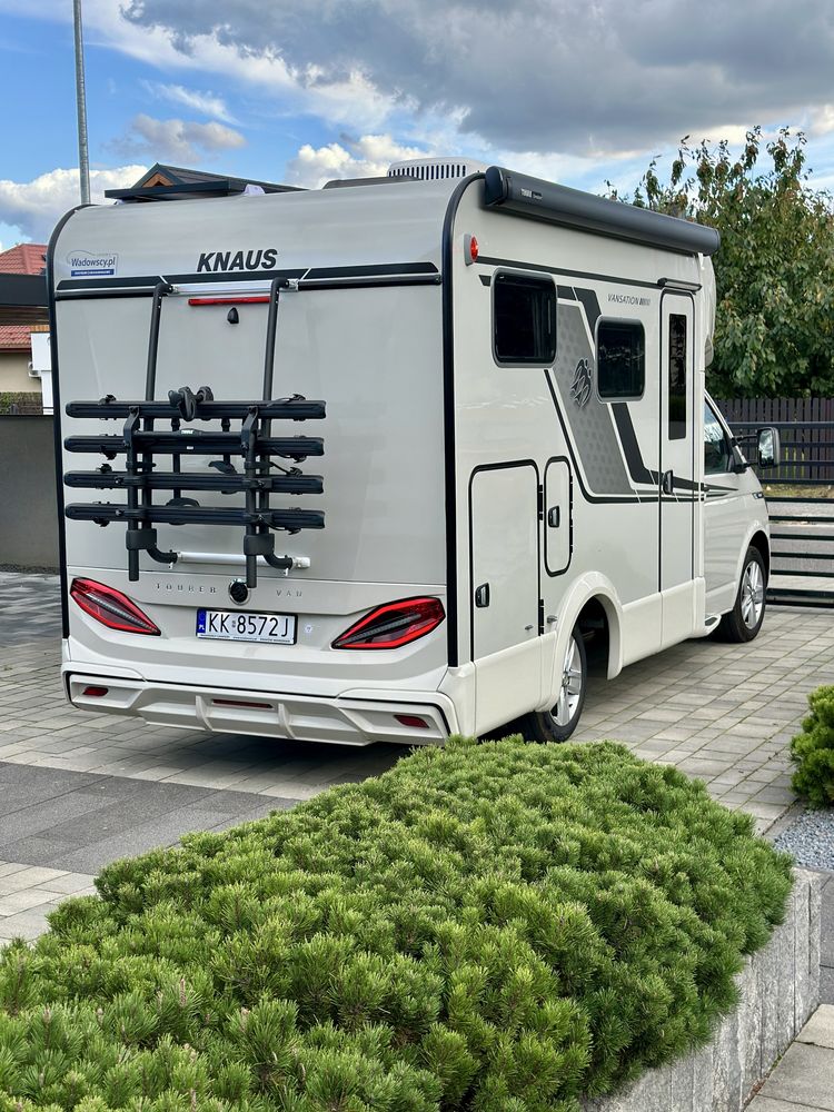Wynajem kamper FORD Sunlight T680 półintegra automat - 5 osób