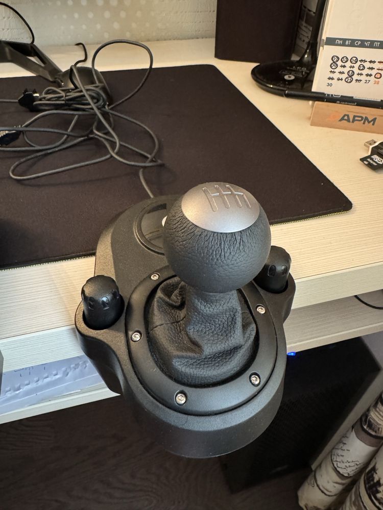 Ігрове кермо Logitech G29+коробка передач як нове