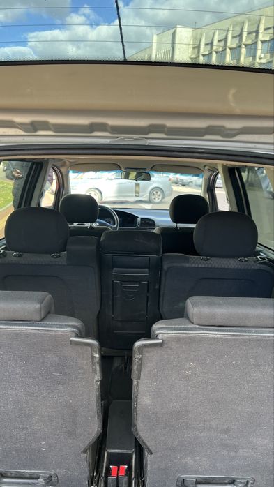 Продам Opel zafira 2.0tdi