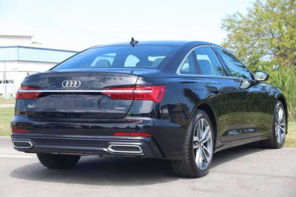 Audi A6 quattro Premium Plus      2022