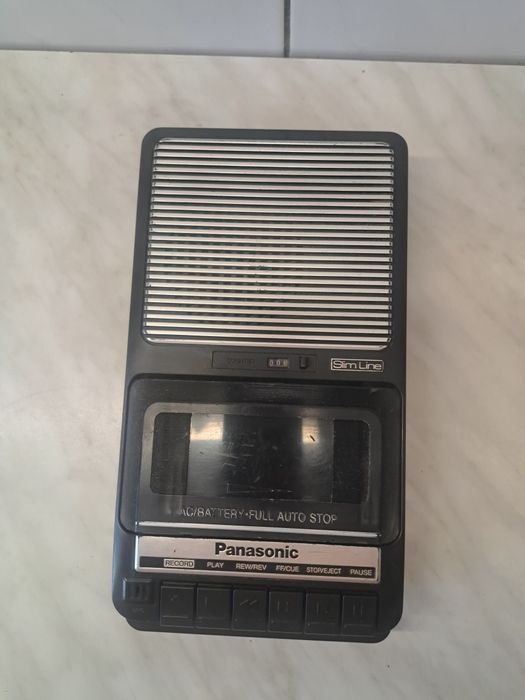 Magnetofon ,Dyktofon Panasonic Slim line