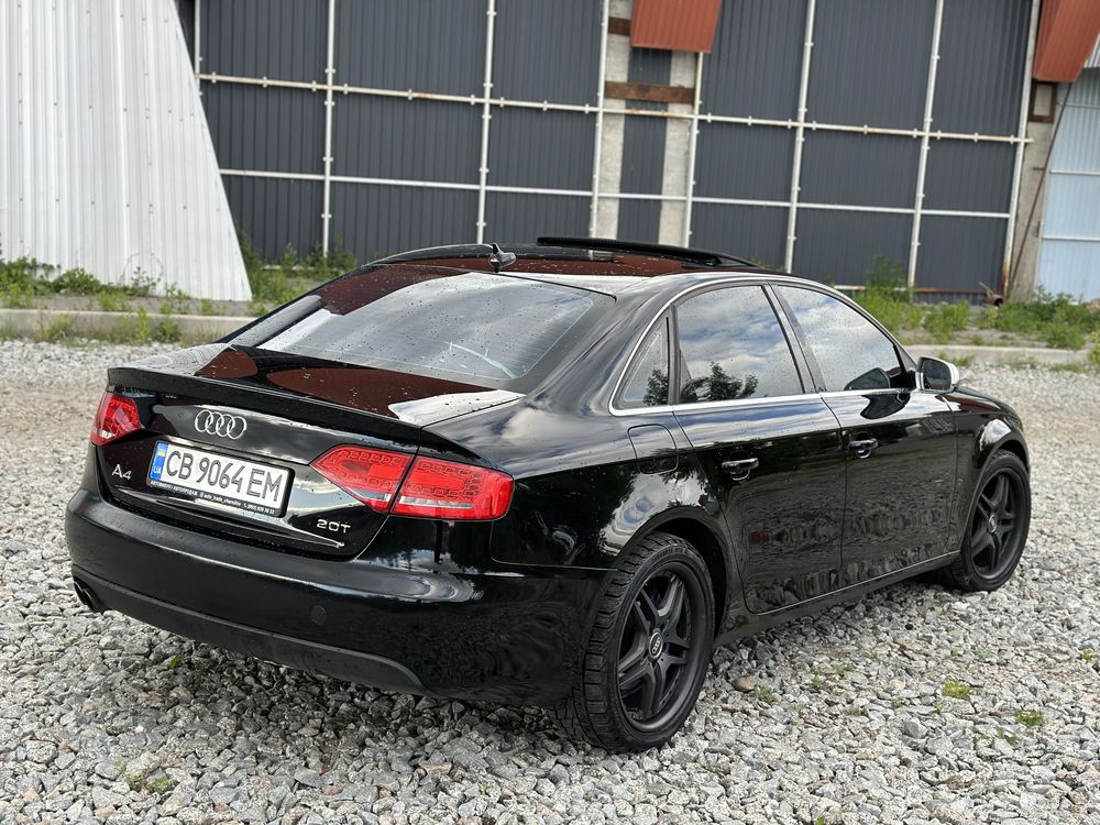 Продам Audi A4 B8 2010