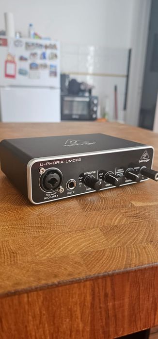 Guitarra Jackson JS12 Dinky + stand + Interface de som