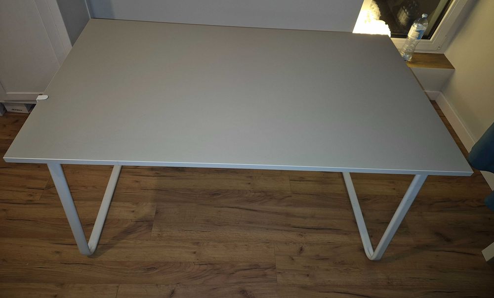 Biurko Huvudspelare IKEA beżowe 140x80 cm