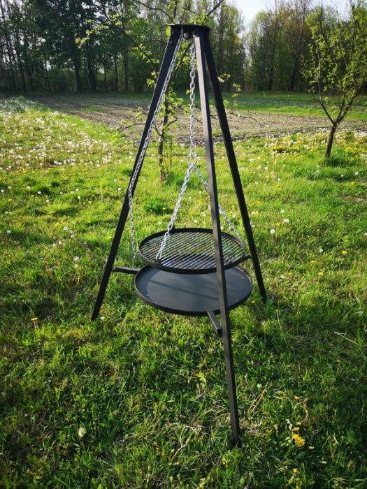 Grill ogrodowy TRÓJNÓG + Palenisko (masywny)