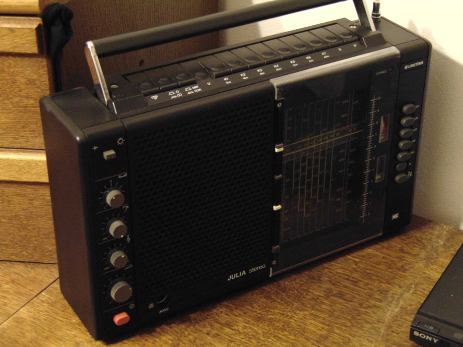 Unitra Julia - radio w stanie bardzo dobrym
