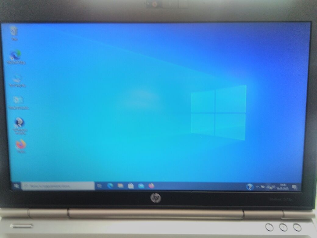 Laptop HP EliteBook 2570p, dysk SSD, stacja dokująca.