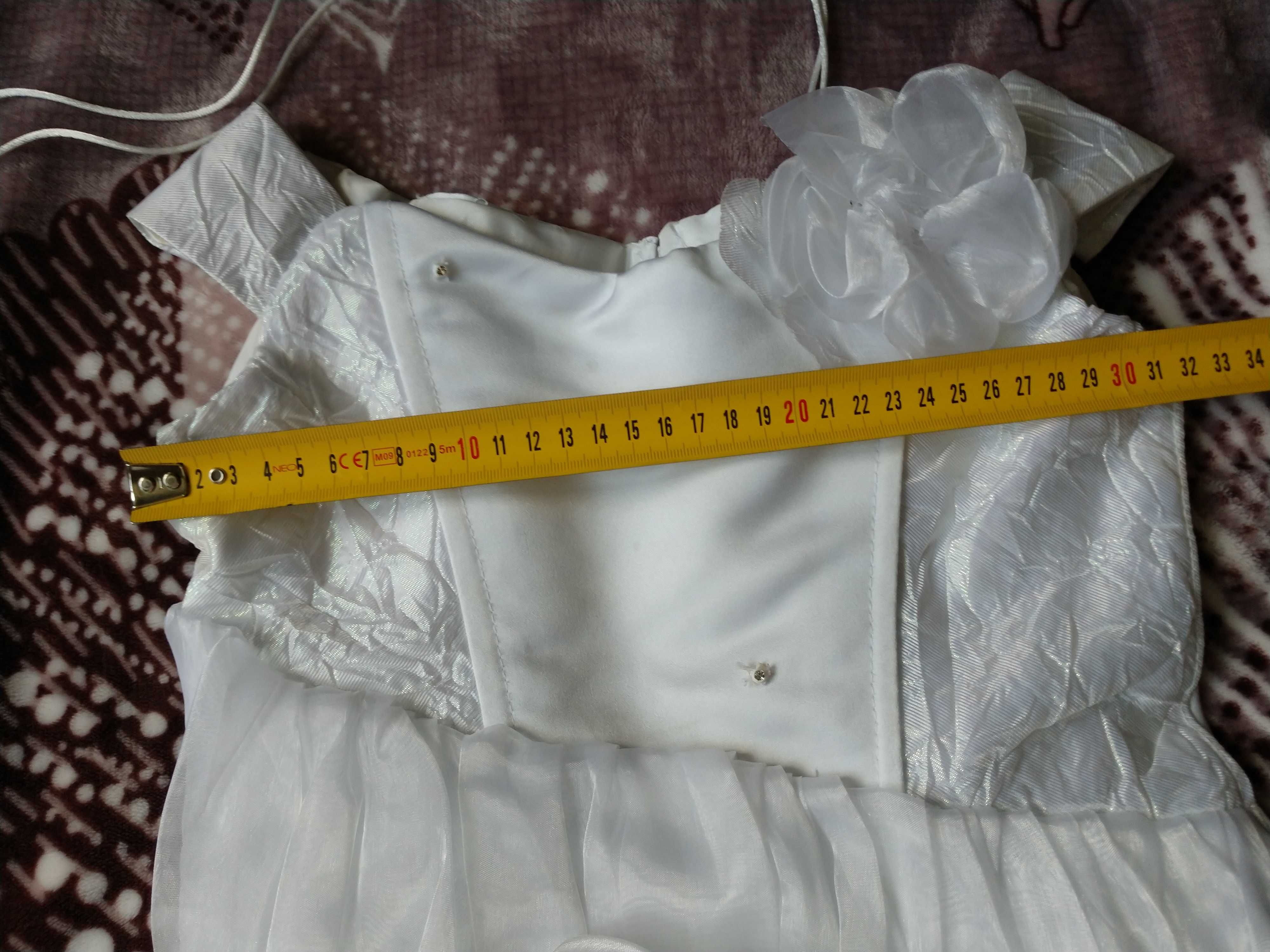 Плаття дитяче бальне біле, розмір 116-122. ГАРНИЙ СТАН!