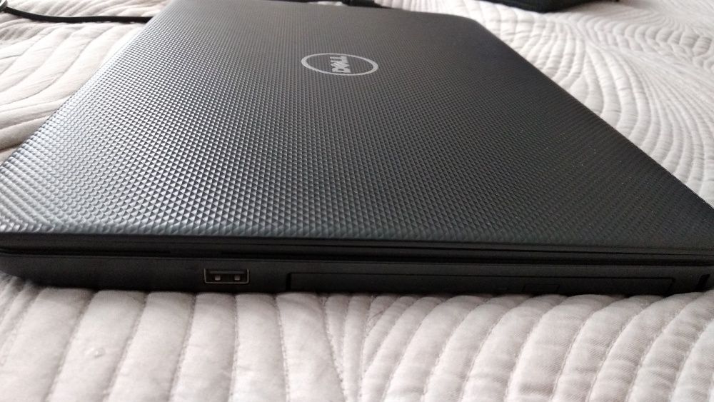 Ноутбук Dell Inspiron 3521