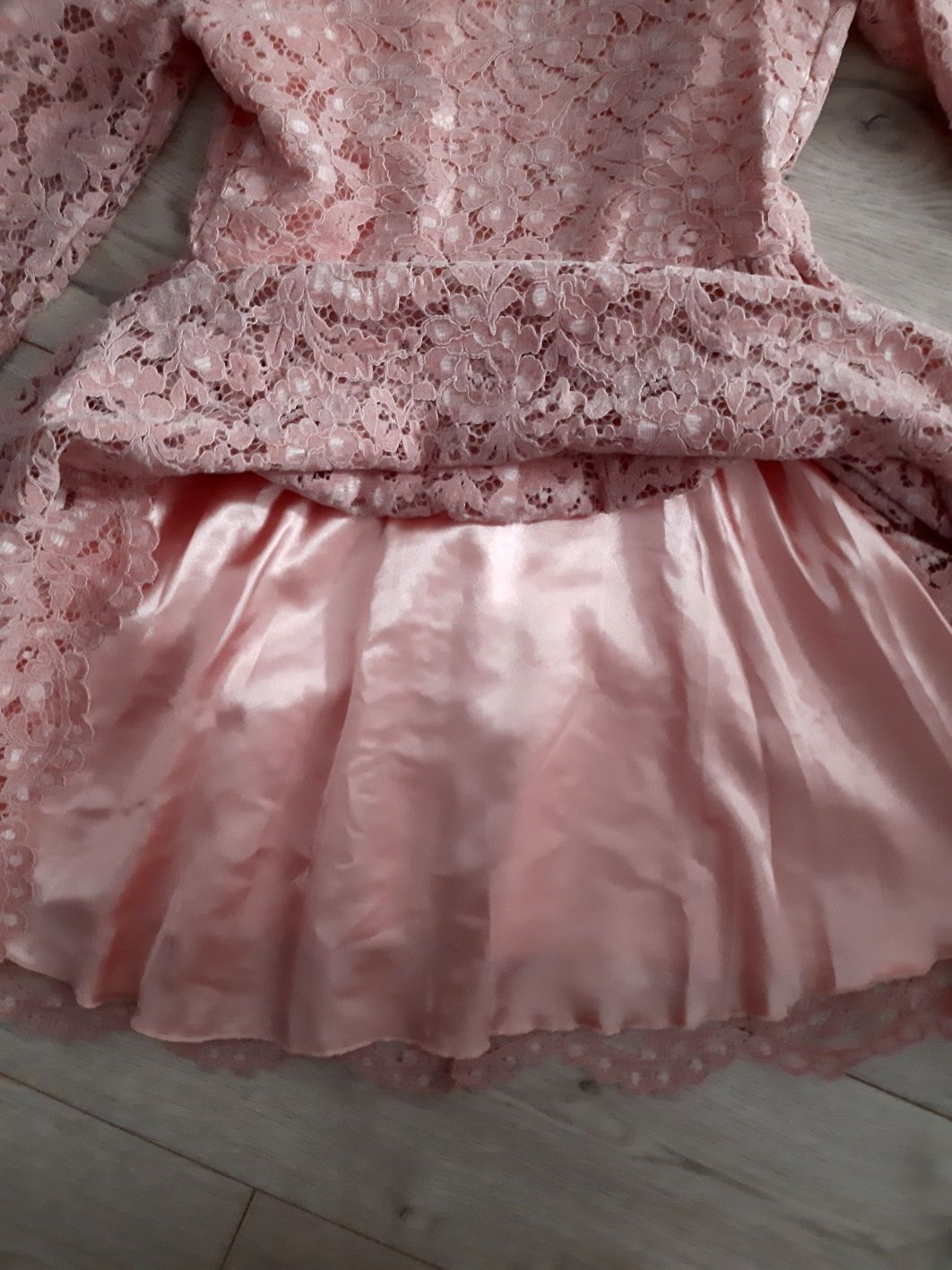 Сукня для свята рожеве мереживо