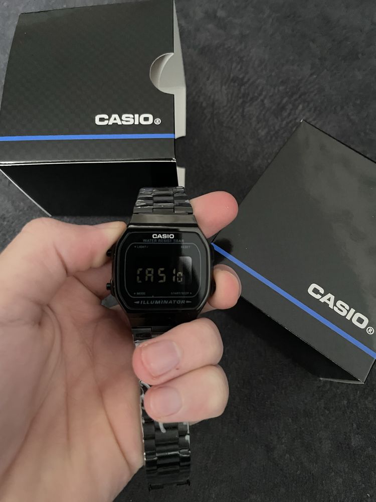 Часы CASIO A168 Черные в новом состоянии!