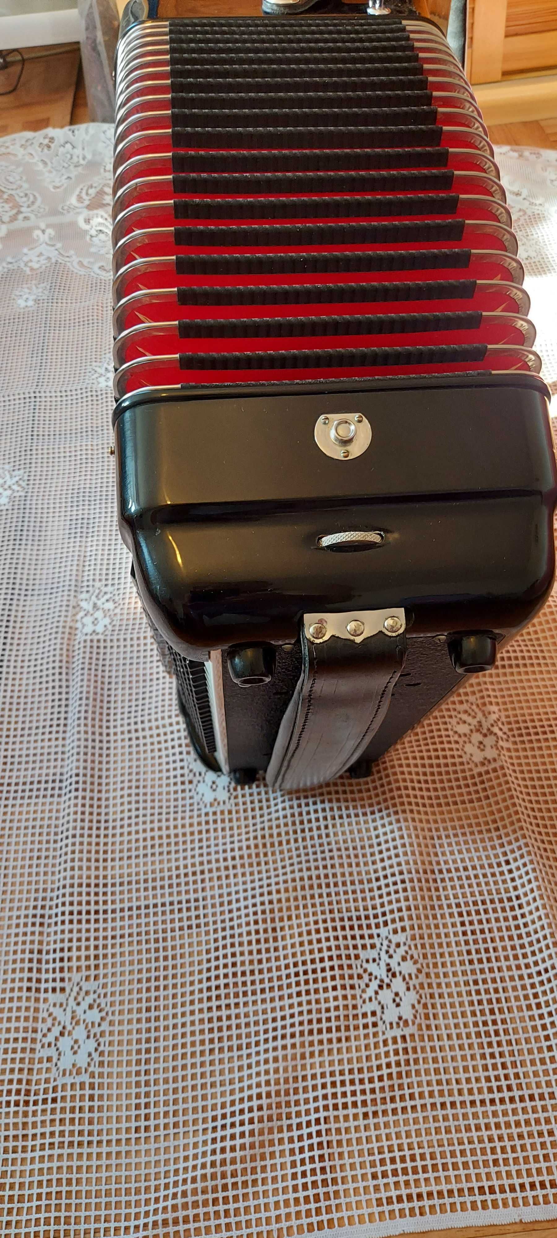 Akordeon Paolo Soprani Professional IV