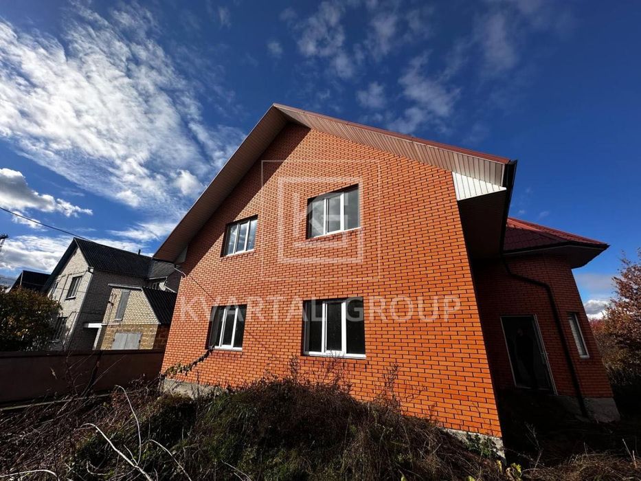 Продам будинок з каміном в Царському селі