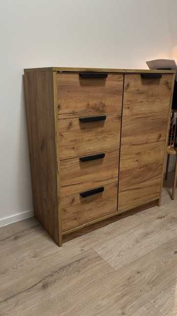 Sprzedam  nowe biurko z szufladą + szafkę - kompletnie nowy zestaw.