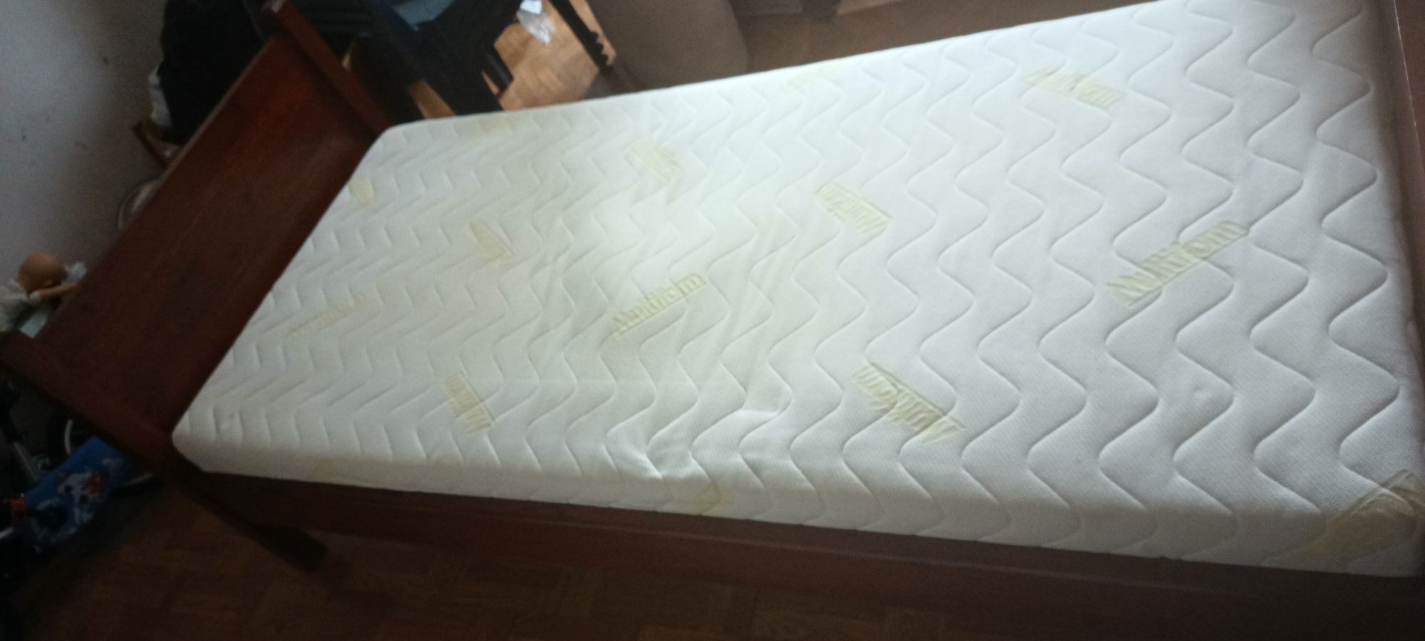 Łóżko drewniane sosna 90/200