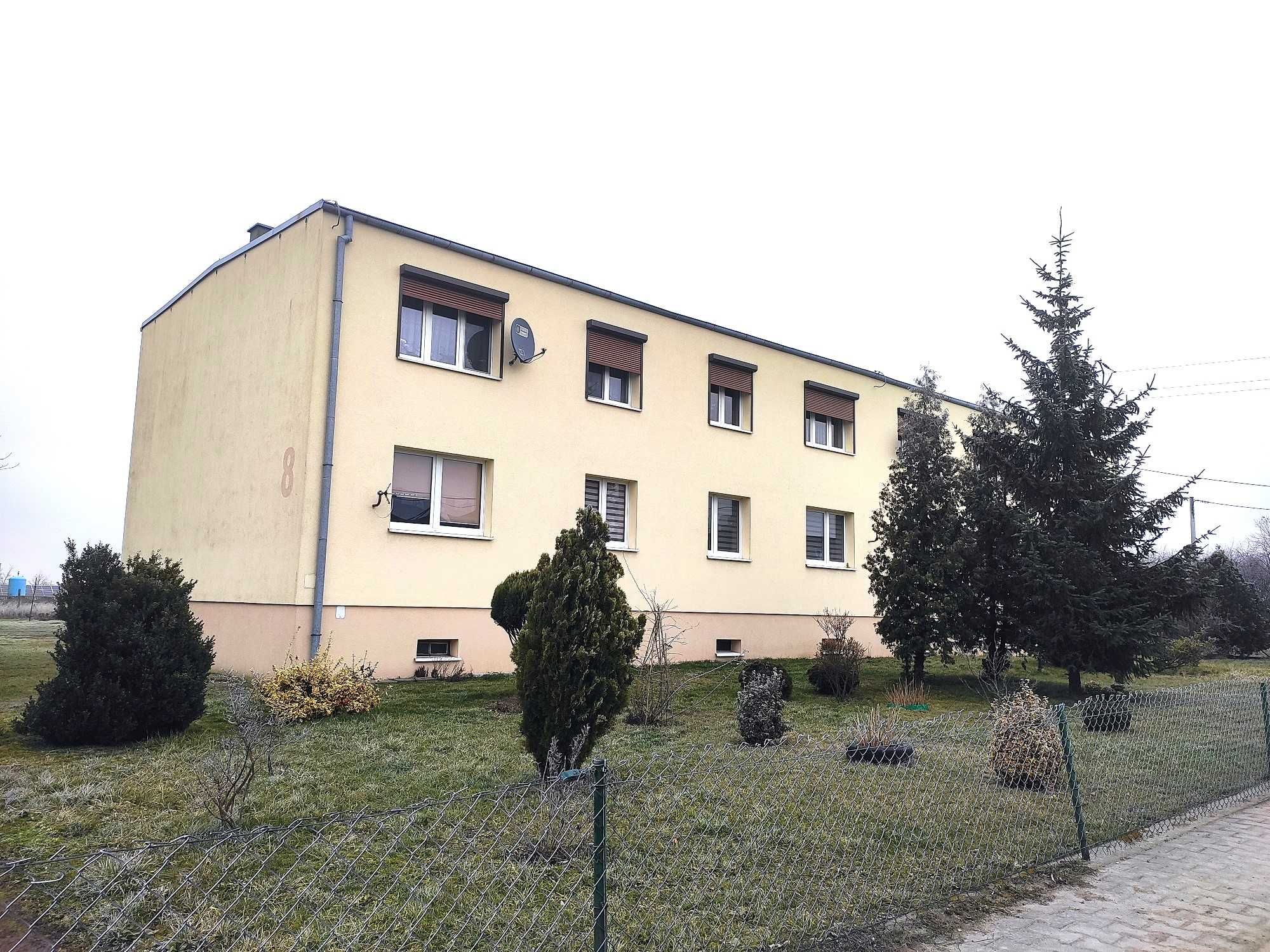 Mieszkanie w bloku - Biskupie 5km od Ślesina
