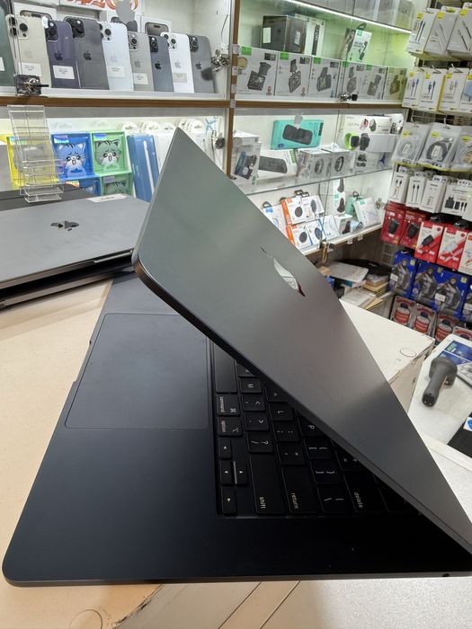MacBook Air 15 M4 16/256gb 13 циклів заряду