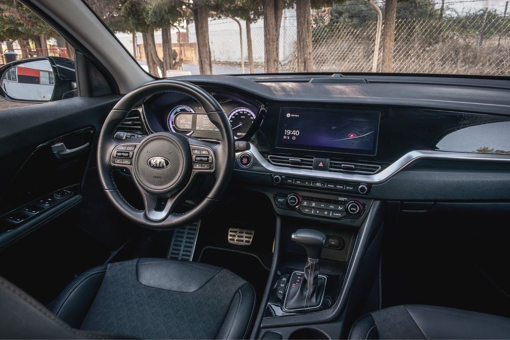 Kia Niro 1.6 GDI Tech Hybrid Plug In (Financiamento disponível)