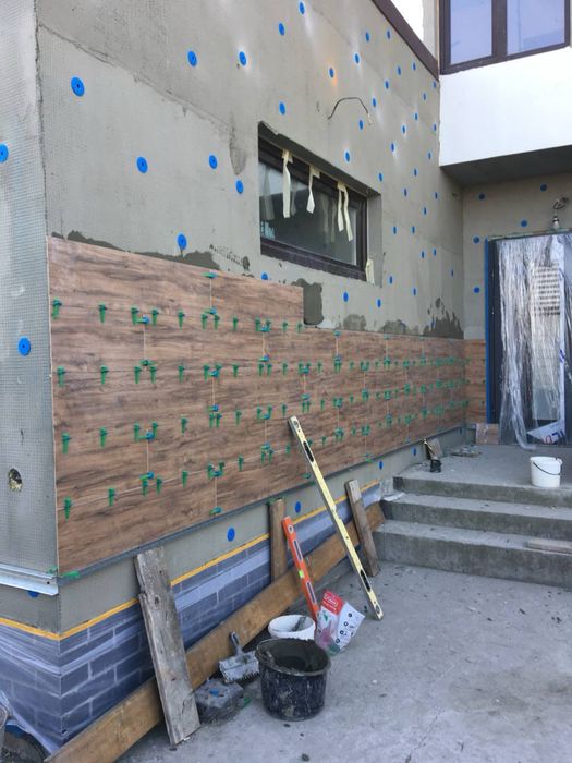 Плиточник Рівне, також надаєм послуги ремонту під ключ