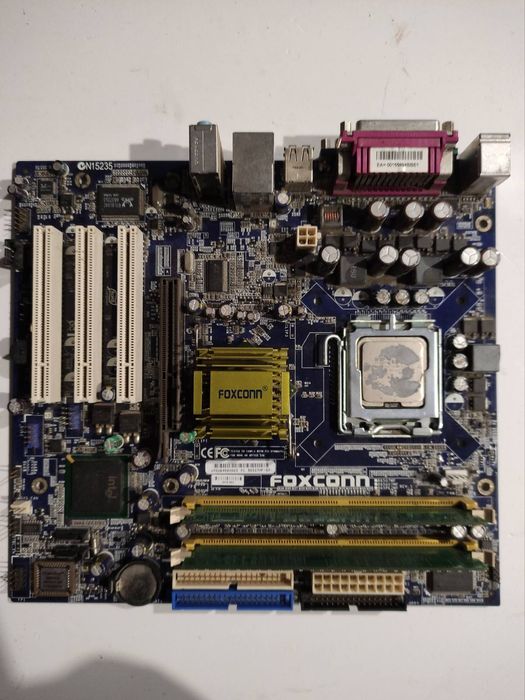 Корпус и комплектующие для компьютера