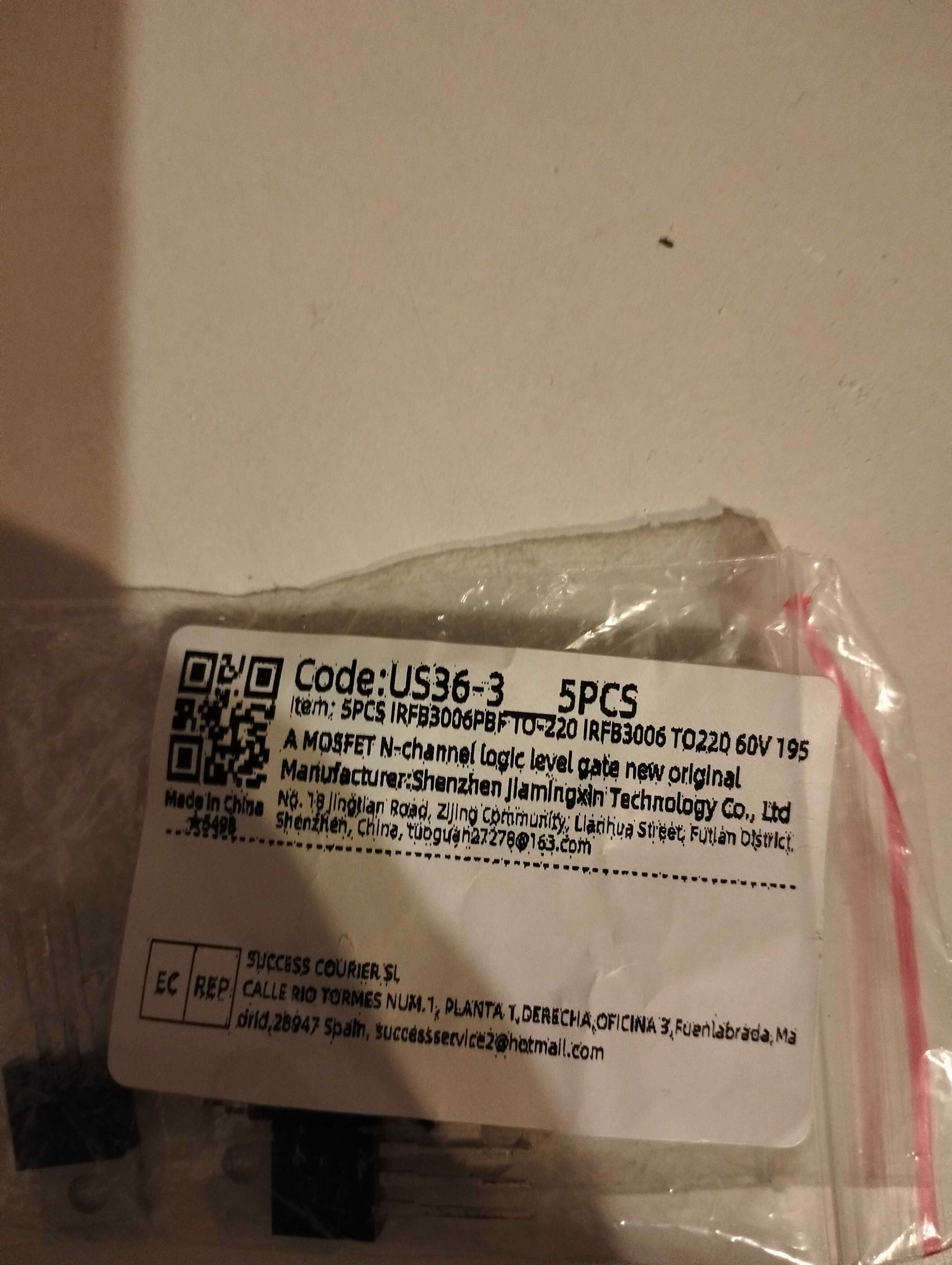 4x Tranzystor mosfet IRFB3006