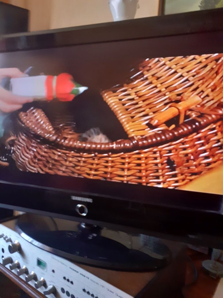 Telewizor LCD Firmy Samsung.