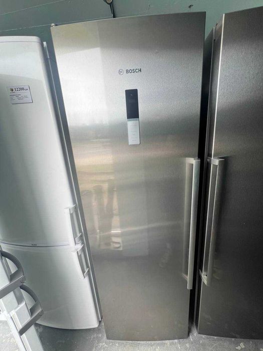 Холодильна шафа б/в Bosch крапельна #07133 185cm