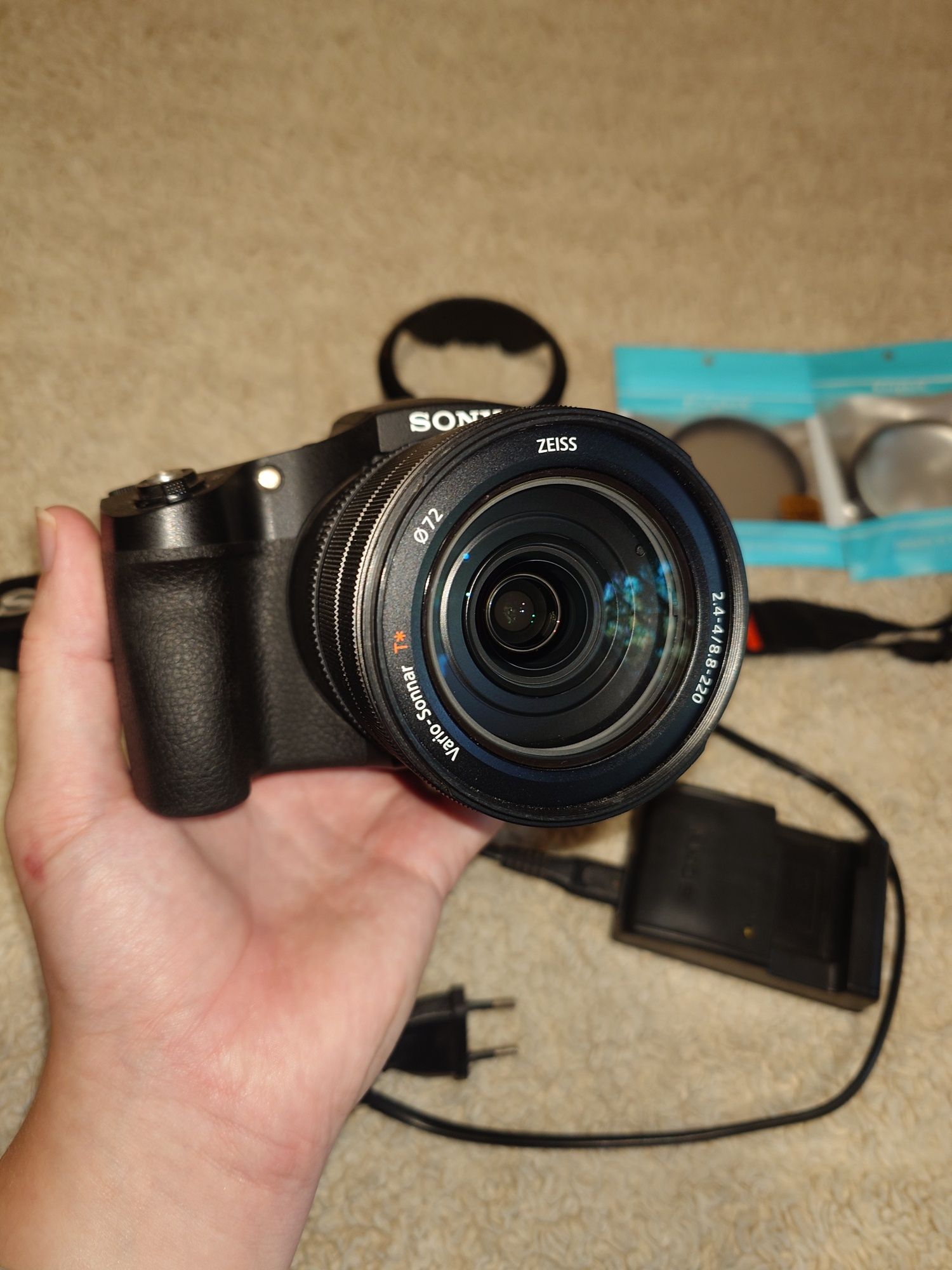Sony Cyber-shot DSC-RX10 IV (DSCRX10M4.RU3)