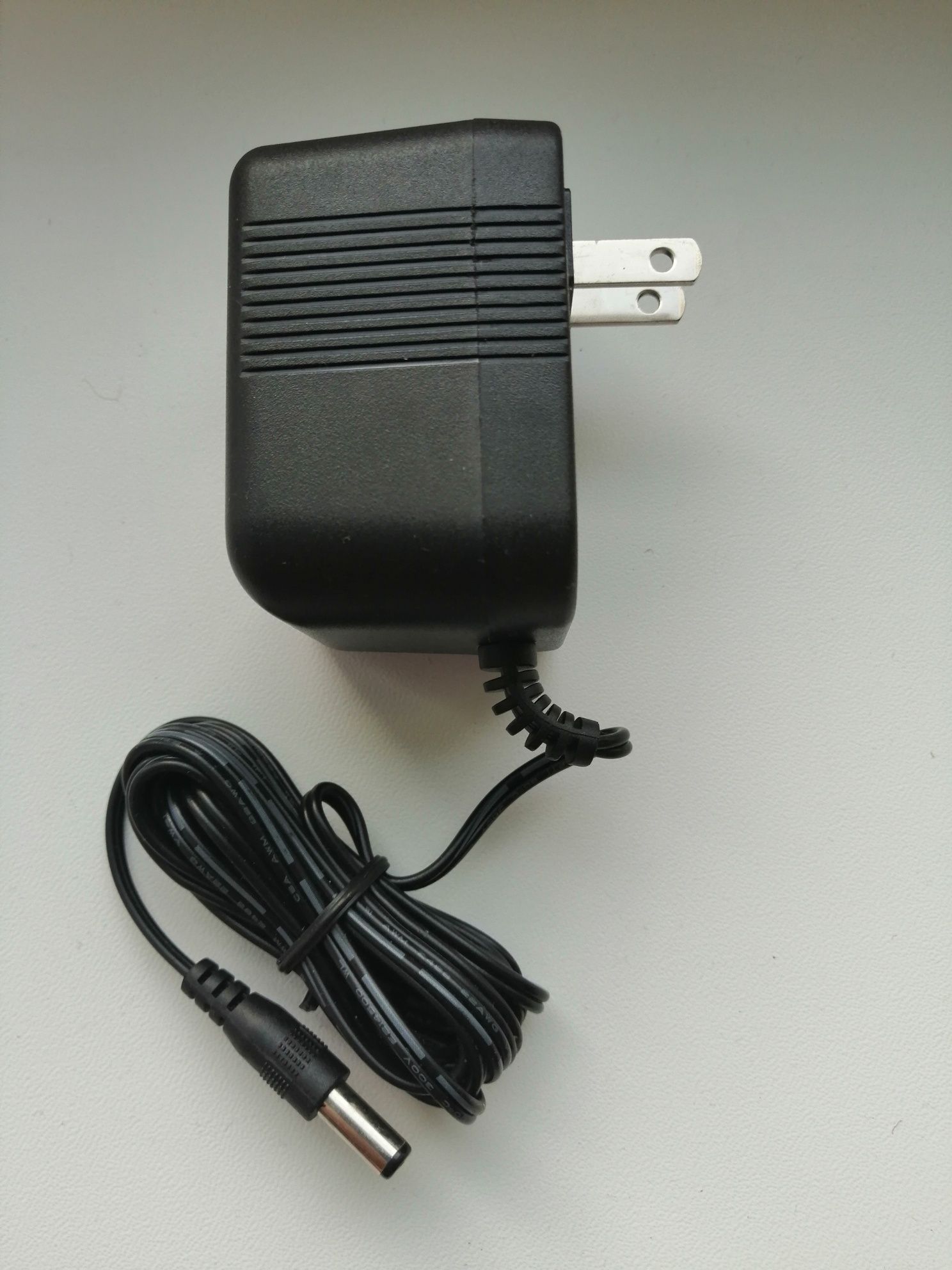 Адаптер Class 2 power  supply.