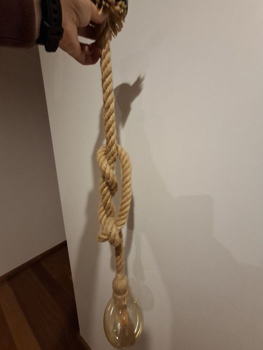 Candeeiro suspenso de corda