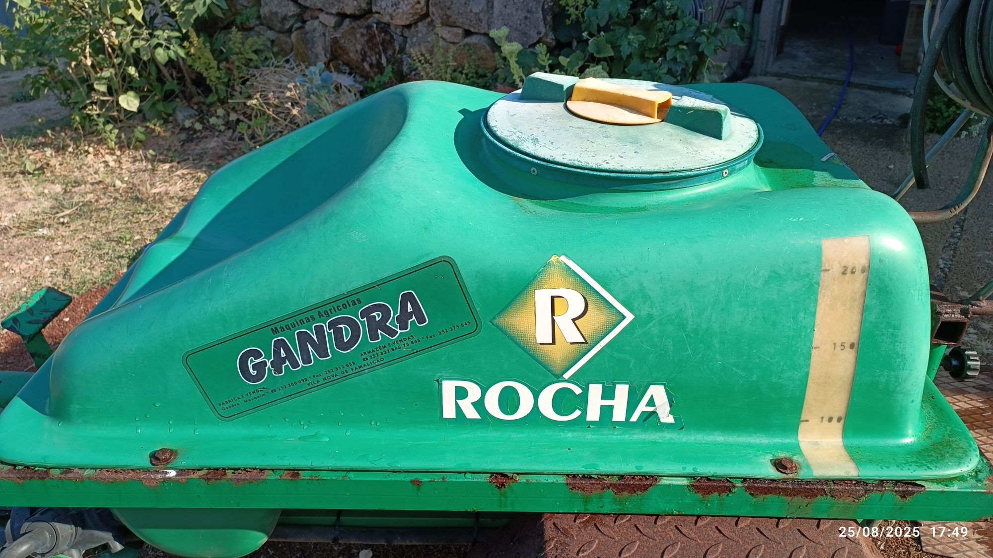 Pulverizador agrícola Rocha 200L