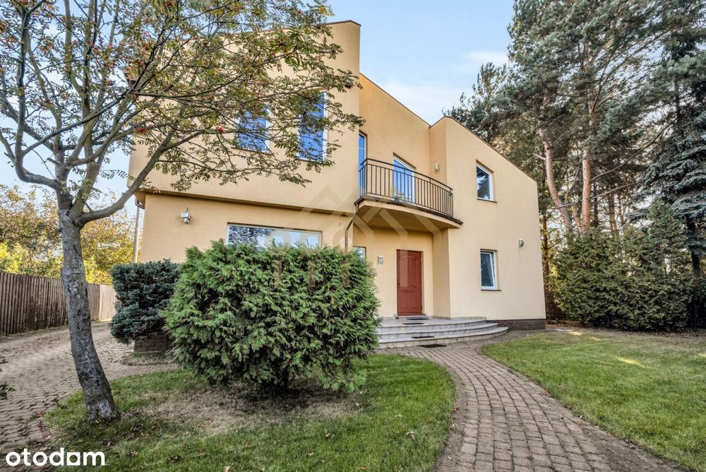 Dom z ogrodem – Warszawa, ul. Arkuszowa