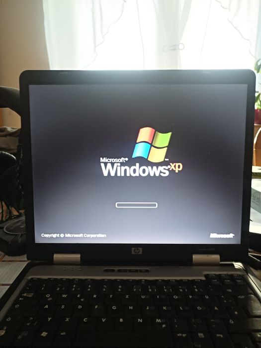 Laptop HP compaq nx5000 windows xp+ zasilacz