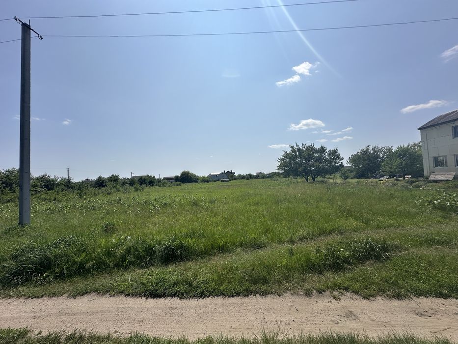 Продається ділянка 15 соток с. Руська Поляна в районі новобудов