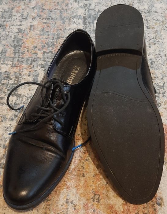 Eleganckie półbuty czarne Zadora, wzór 560, roz. 39