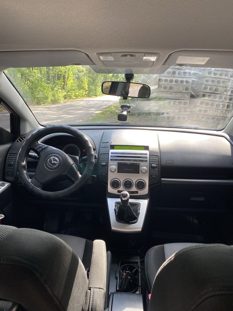 MAZDA 5 минивен 7 мест