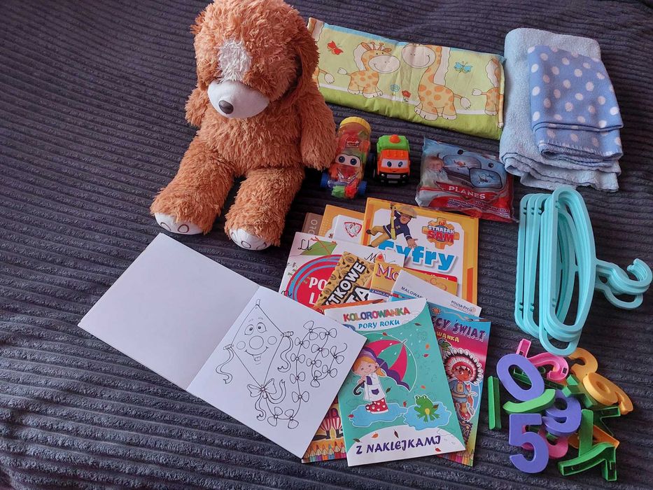 Pluszak pies i inne rzeczy dla malucha