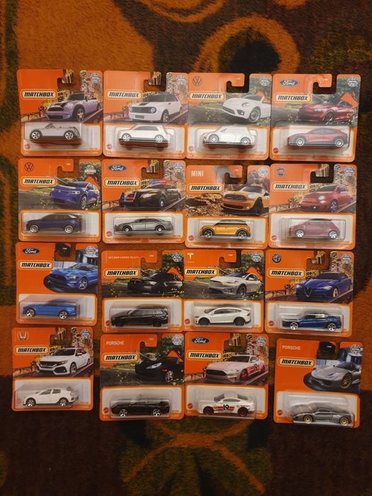 Carros matchbox e burago novos 1/64